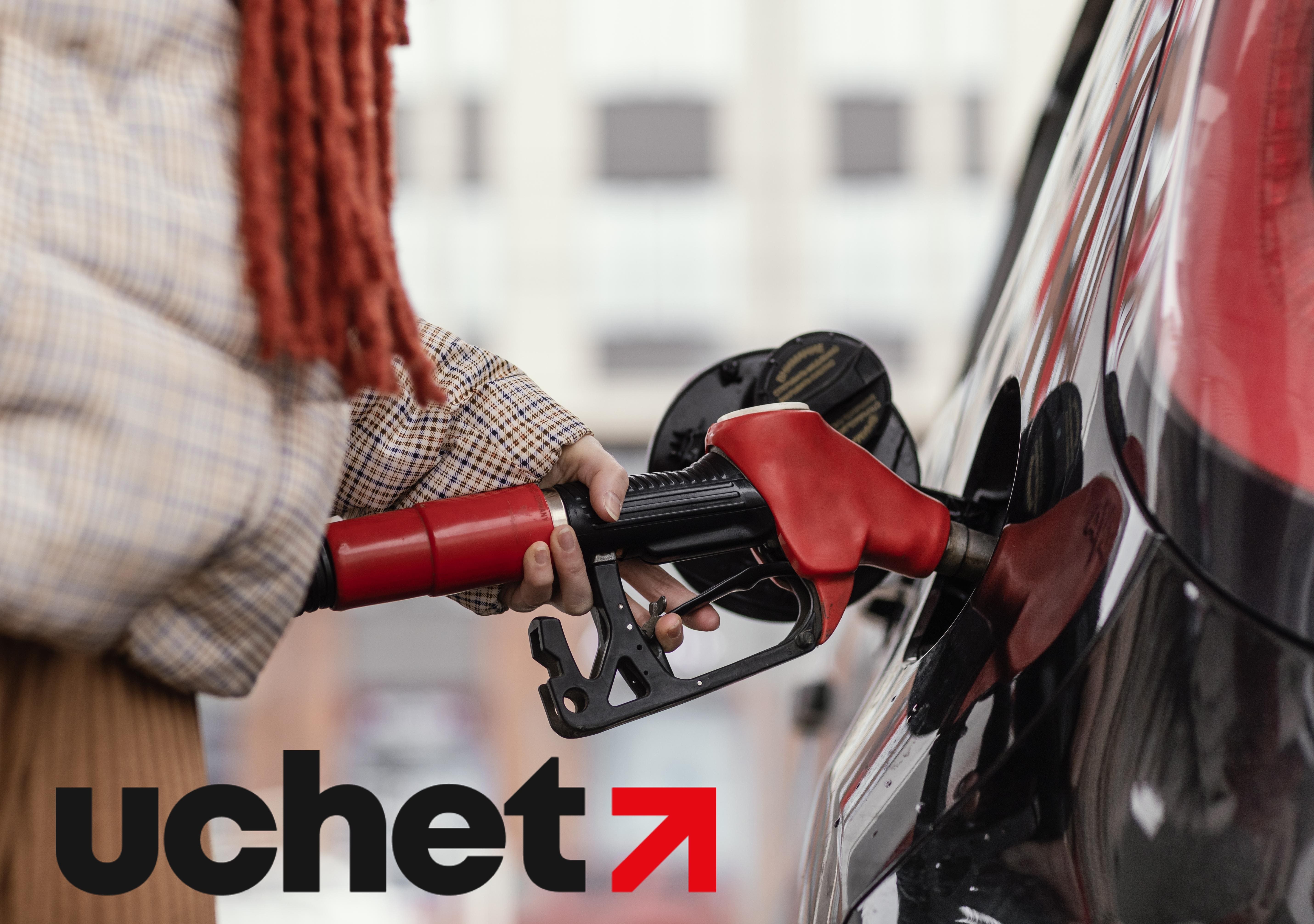 Акцизы на бензин и дизтопливо переутвердили на 2026 год