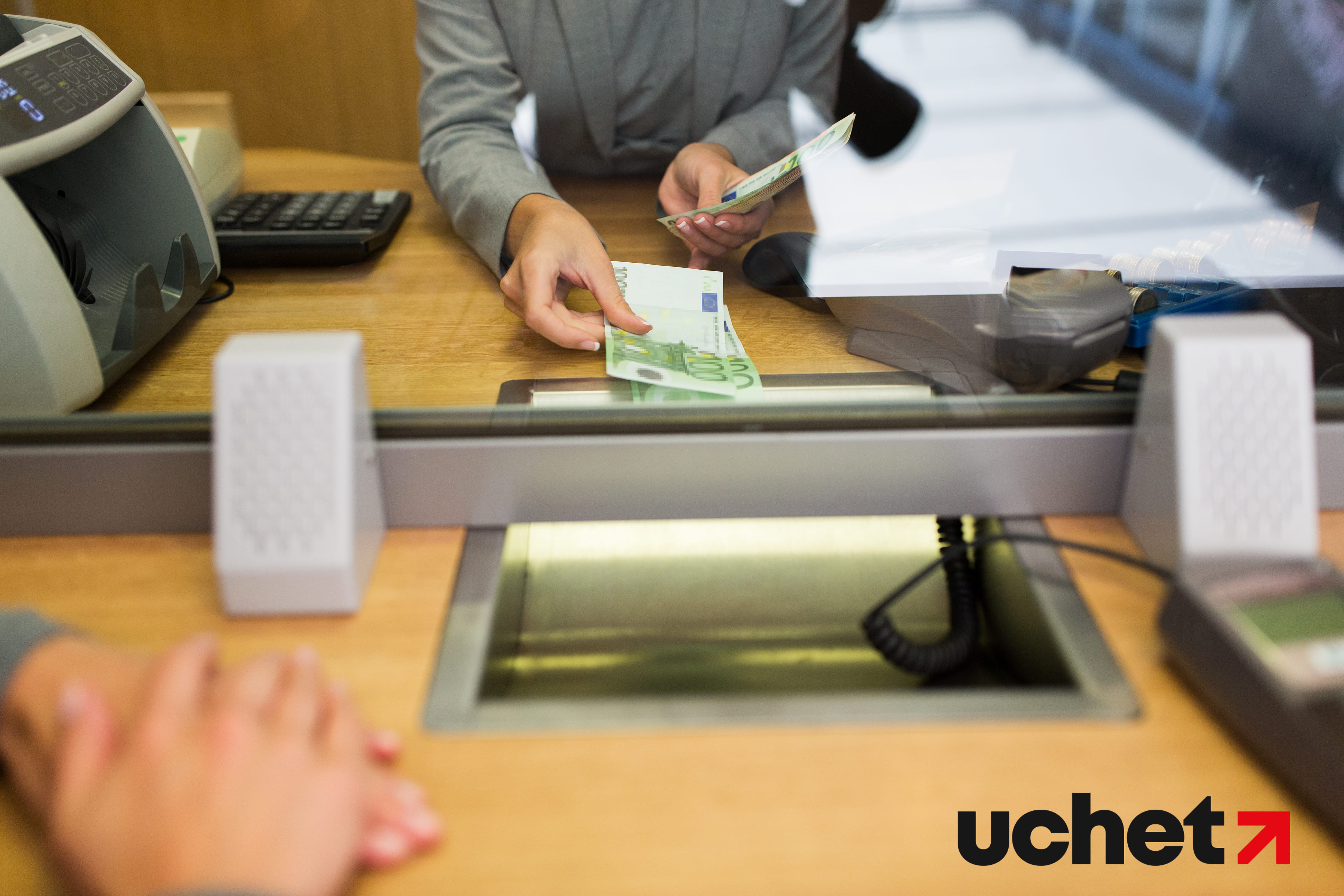 Национальный Банк упростил прием наличных от компаний