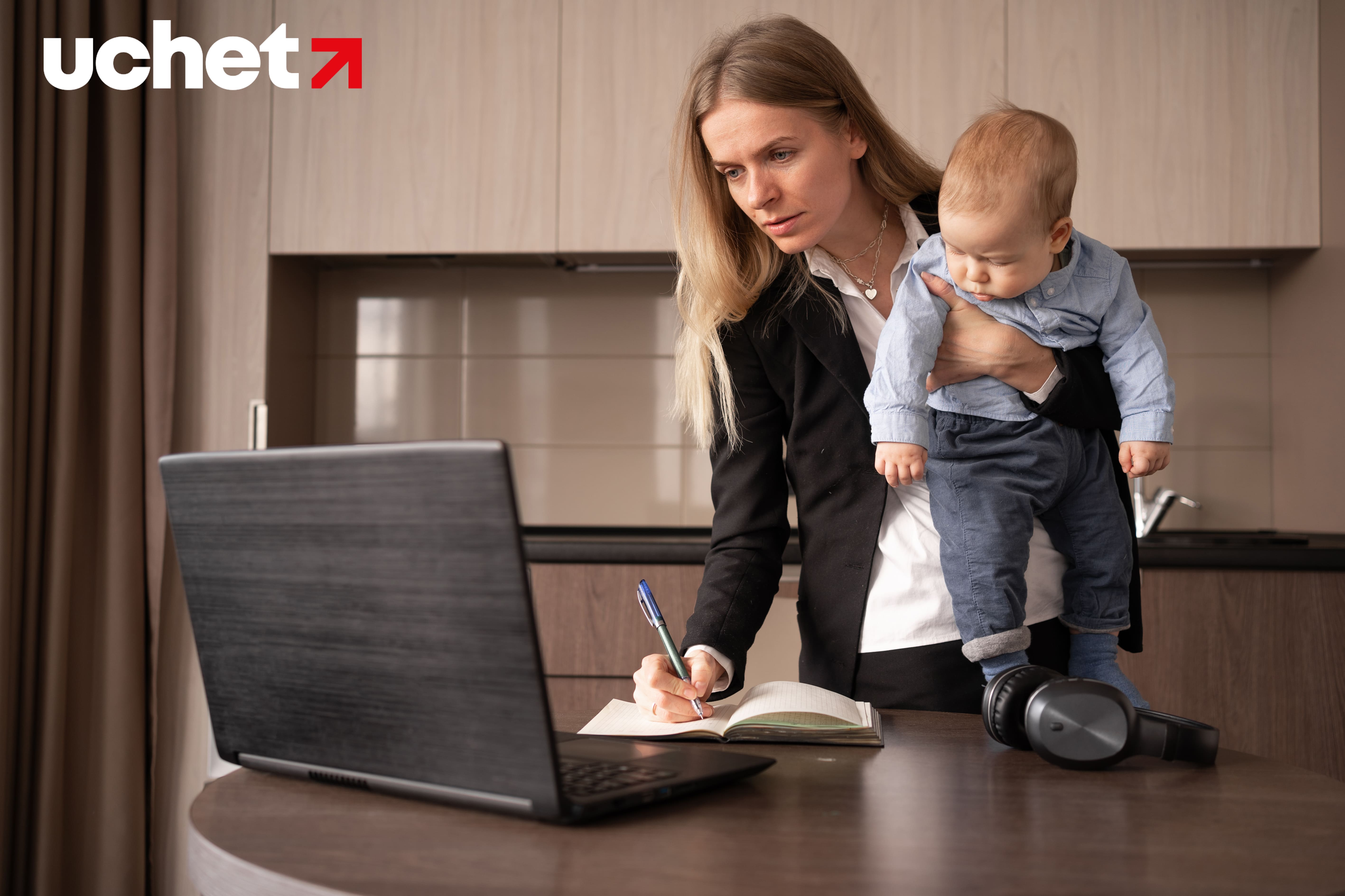 Сокращение рабочего дня для женщин пообещало рассмотреть Правительство