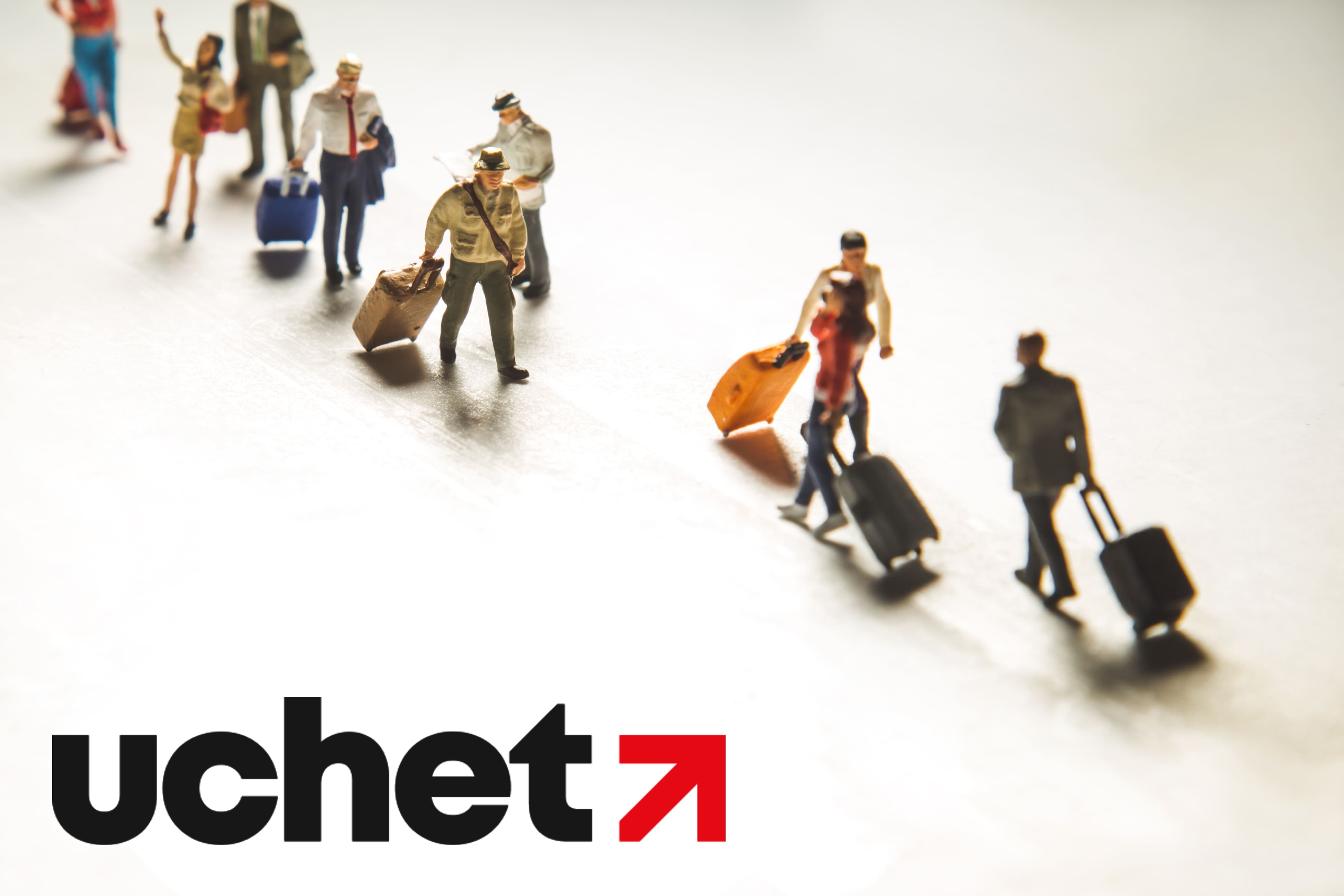 Разрешения трудовым иммигрантам переведут в электронный формат