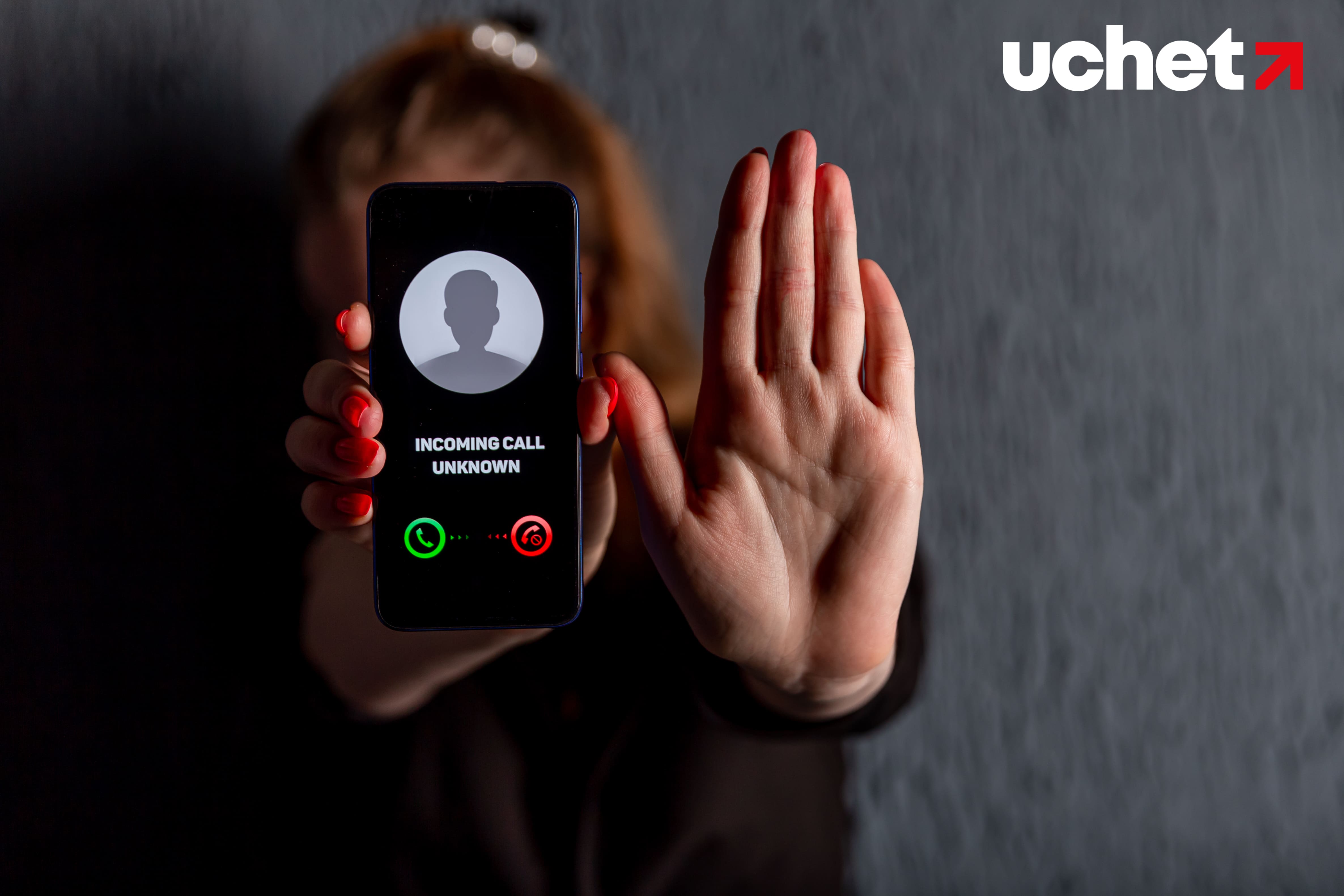 Казахстанцы не смогут переводить деньги во время телефонных звонков