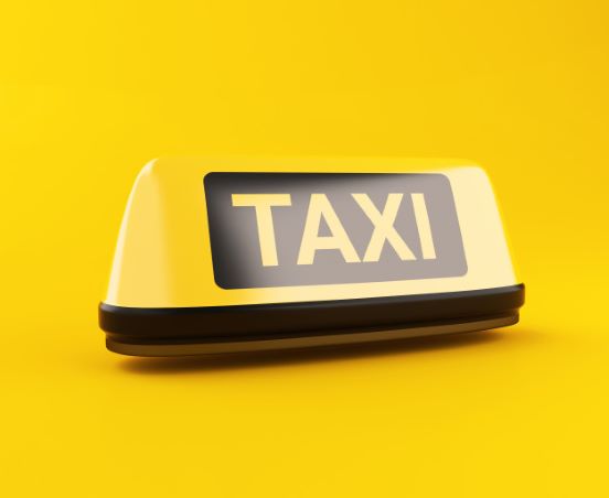 Разъяснены правила работы таксистов и автоперевозчиков